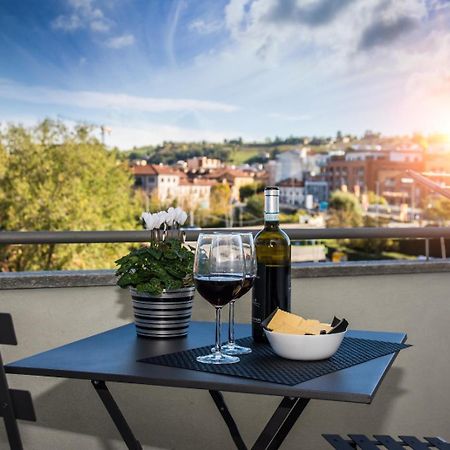 Ninary Apartments A Due Passi Dal Centro Storico Alba  Zewnętrze zdjęcie