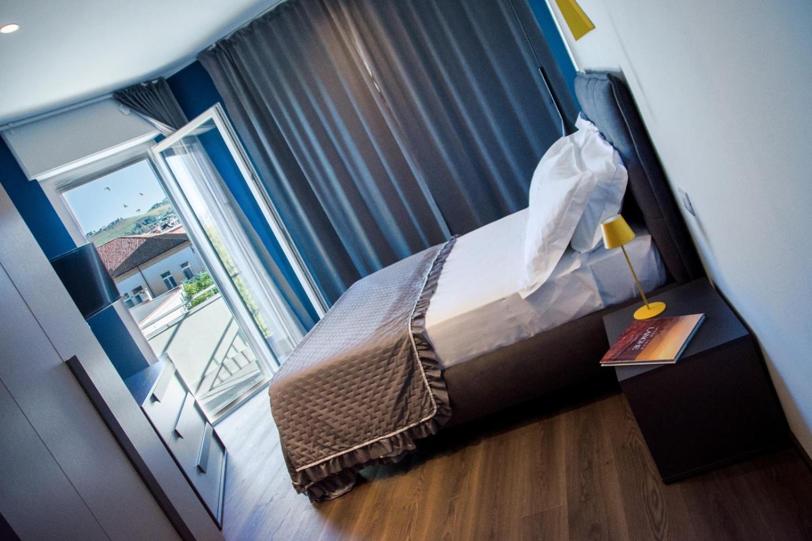 Ninary Apartments A Due Passi Dal Centro Storico Alba  Zewnętrze zdjęcie
