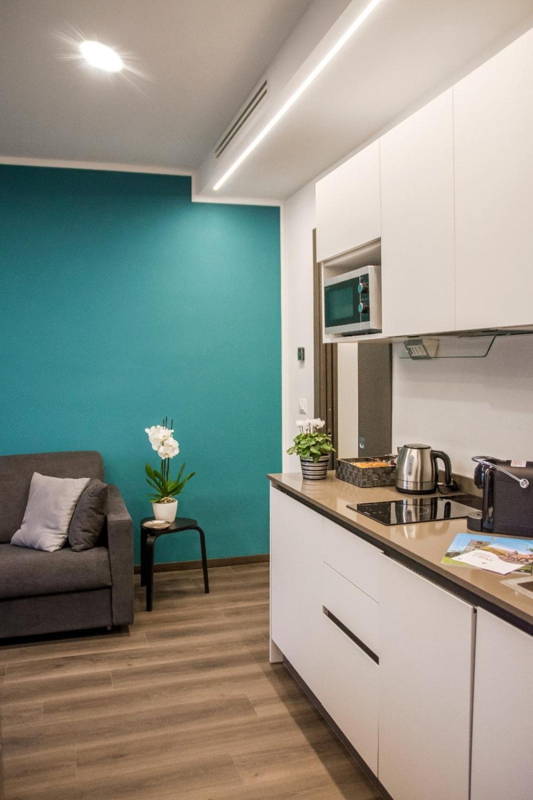 Ninary Apartments A Due Passi Dal Centro Storico Alba  Zewnętrze zdjęcie